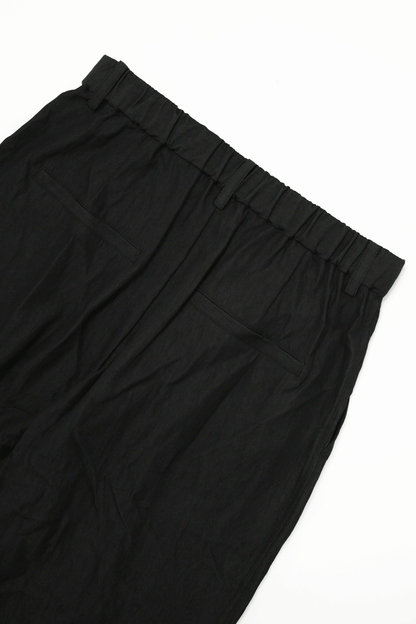 Relaxed Twill Tuck Pants