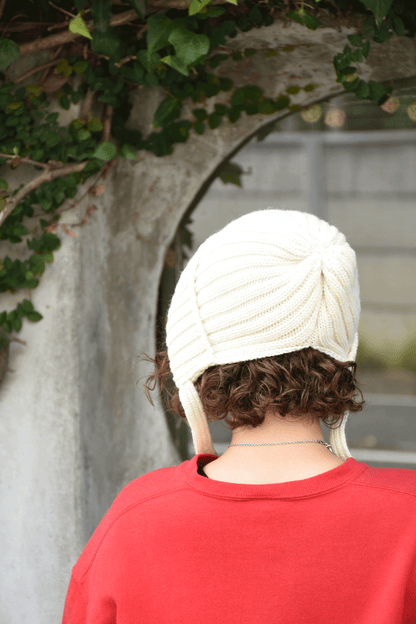 Bonnet with 23cm Tassles