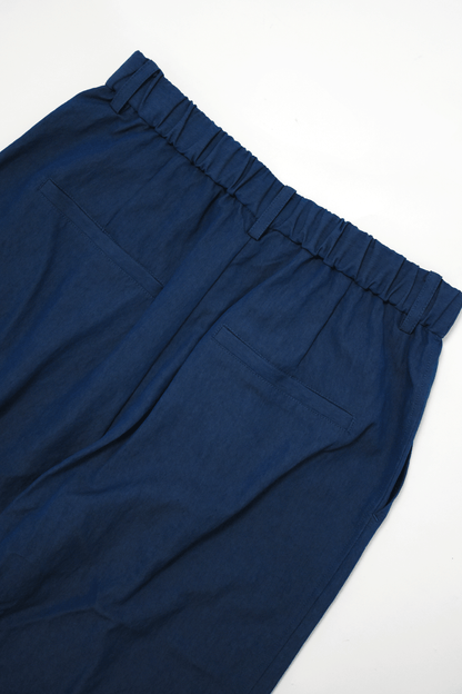 Relaxed Twill Tuck Pants