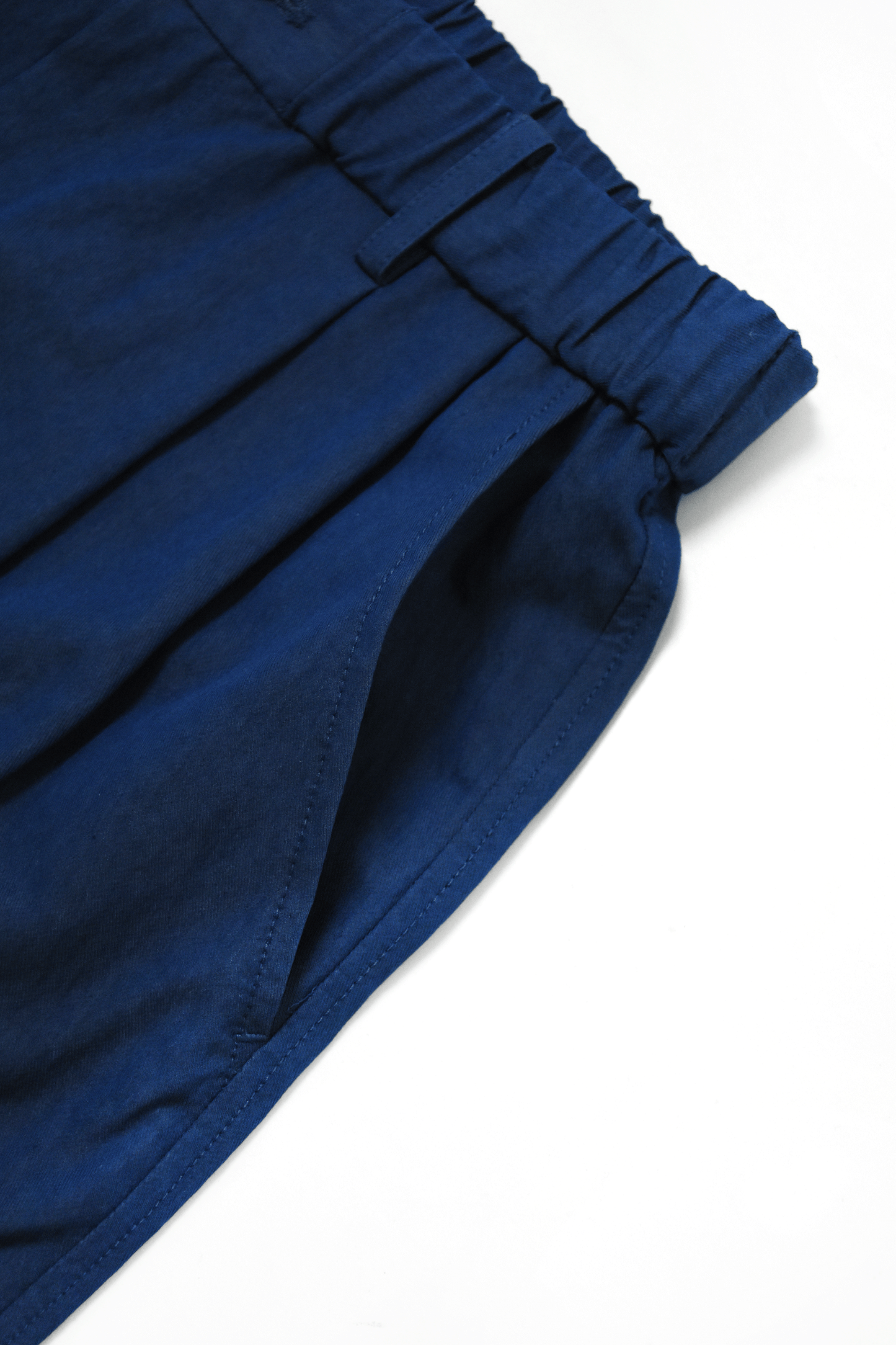 Relaxed Twill Tuck Pants