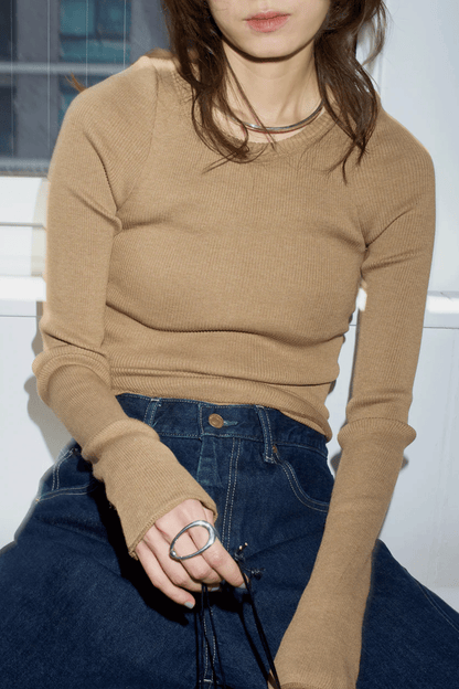Back open long sleeve tee