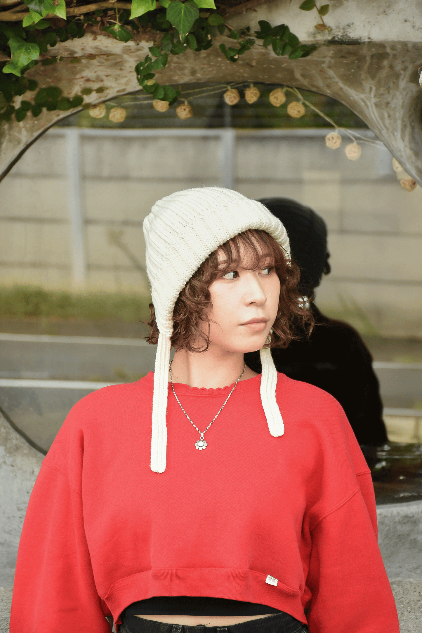 Bonnet with 23cm Tassles