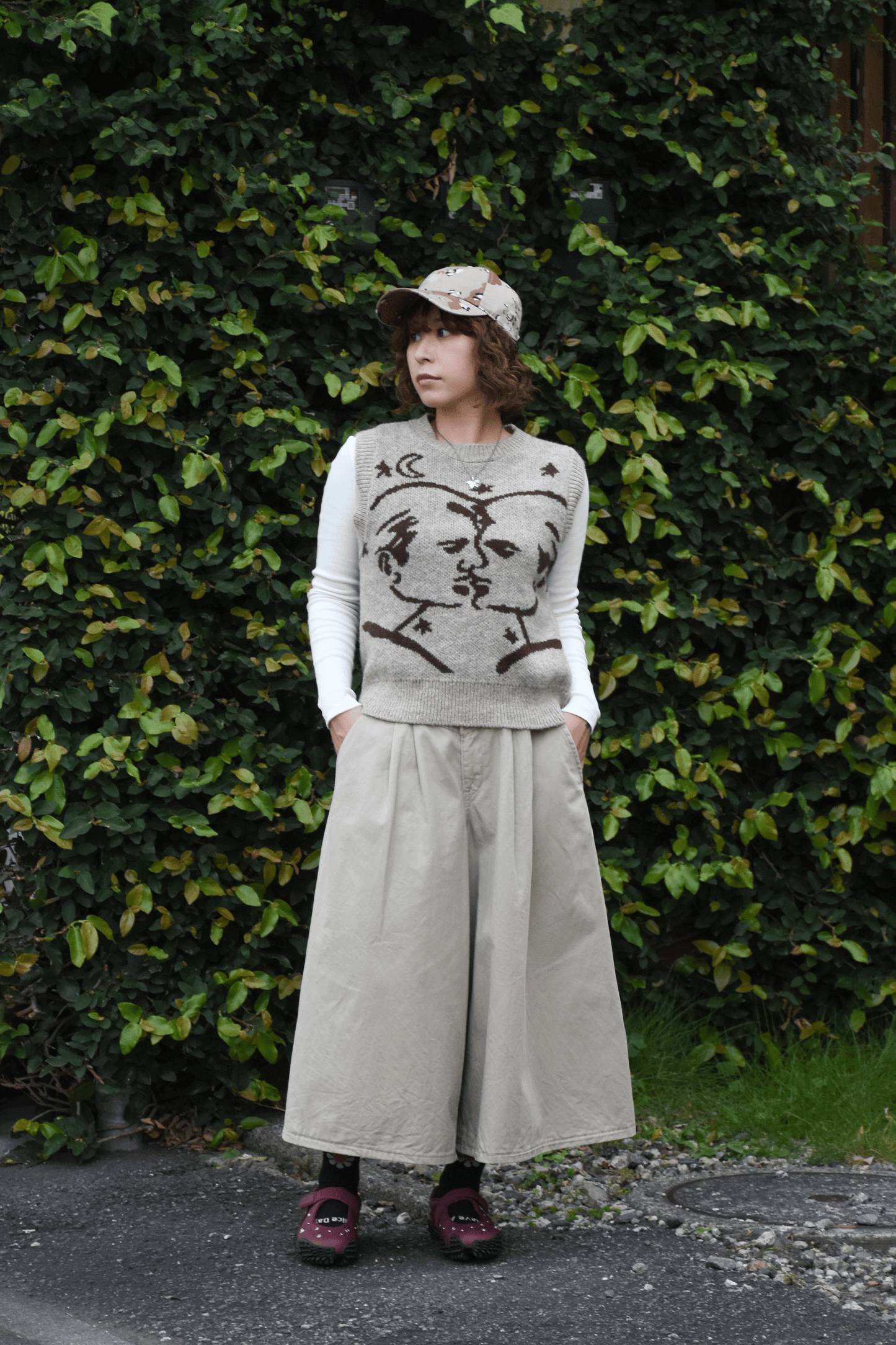 Vintage Tuck Mid-Length Pants