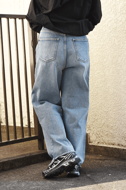 Tucked Wide Denim Pants