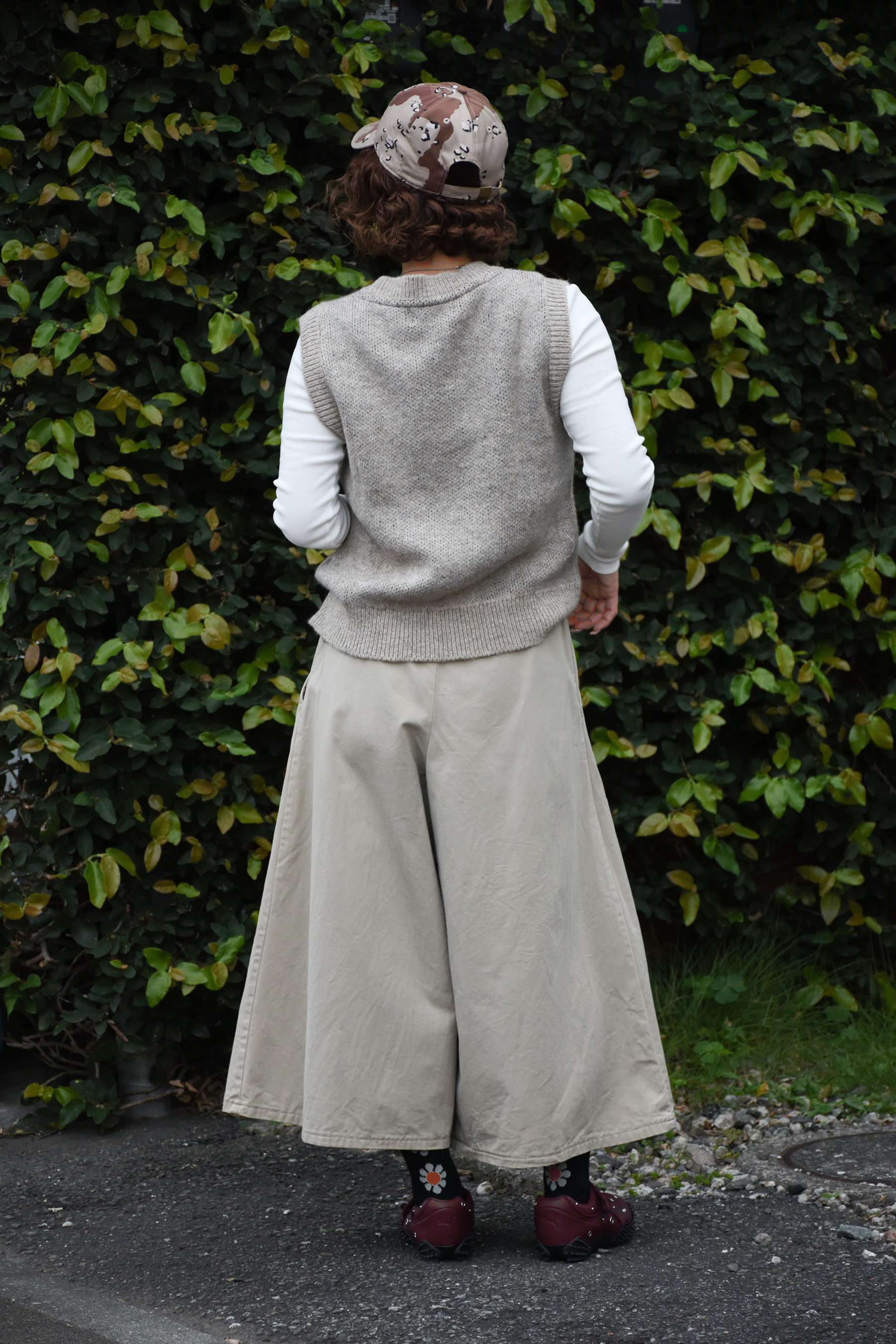 Vintage Tuck Mid-Length Pants – RAYDY Vintage Tuck Mid-Length Pants – RAYDY