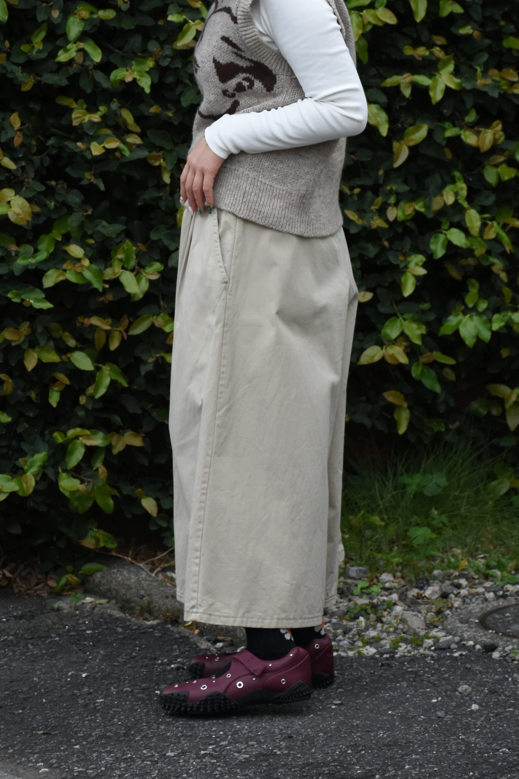 Vintage Tuck Mid-Length Pants – RAYDY Vintage Tuck Mid-Length Pants – RAYDY