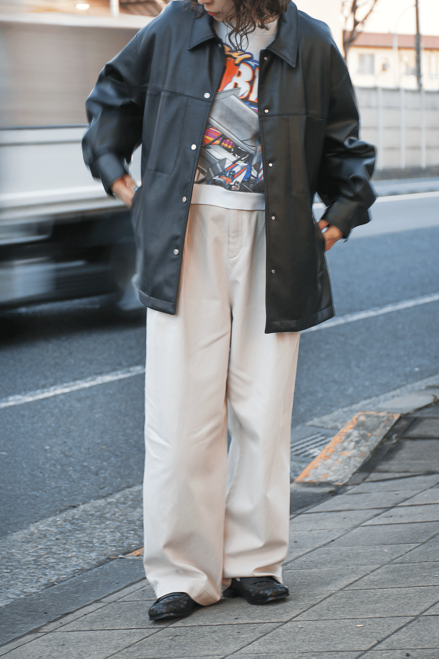 High-waisted washed pants