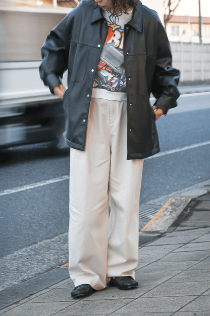 High-waisted washed pants