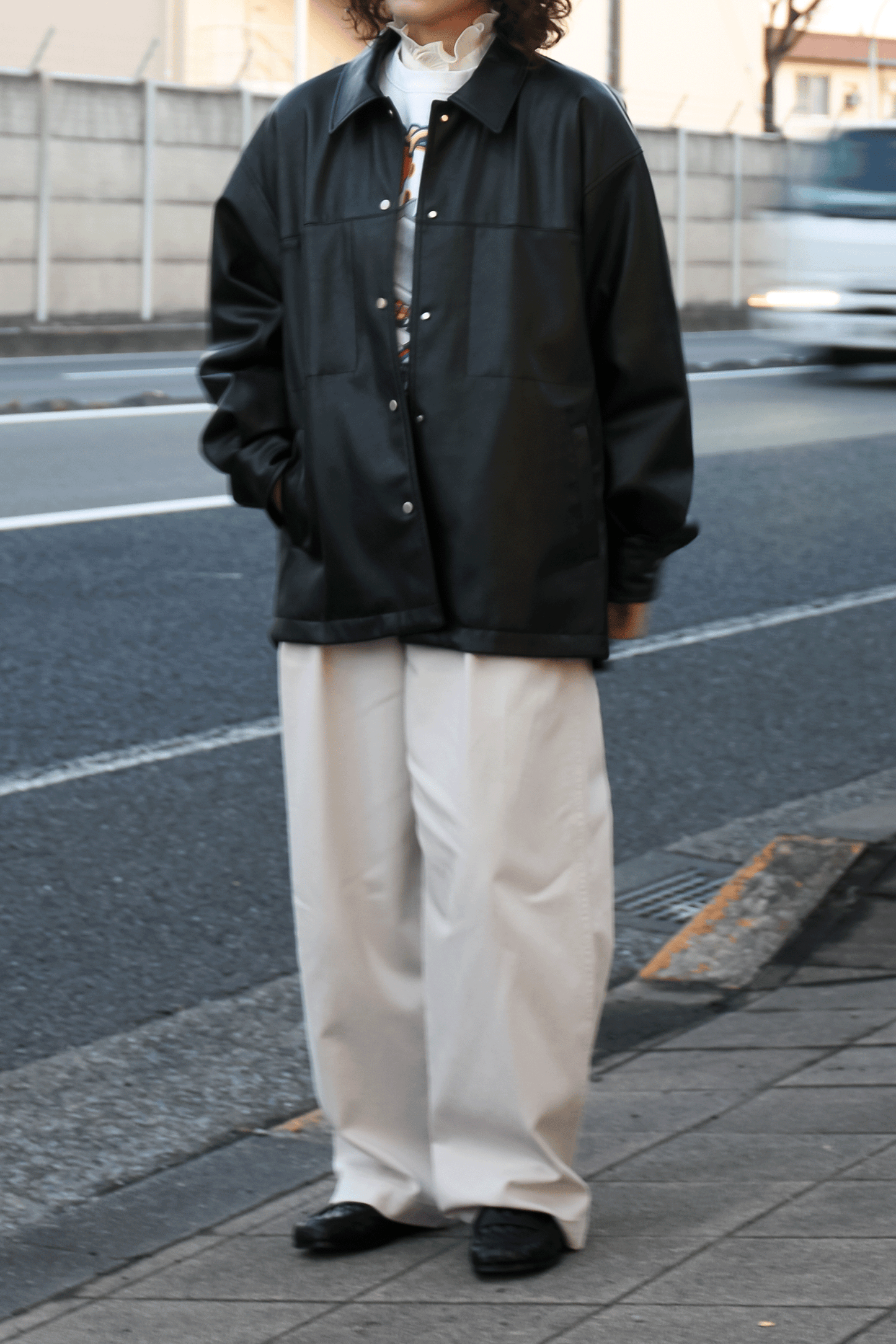 High-waisted washed pants