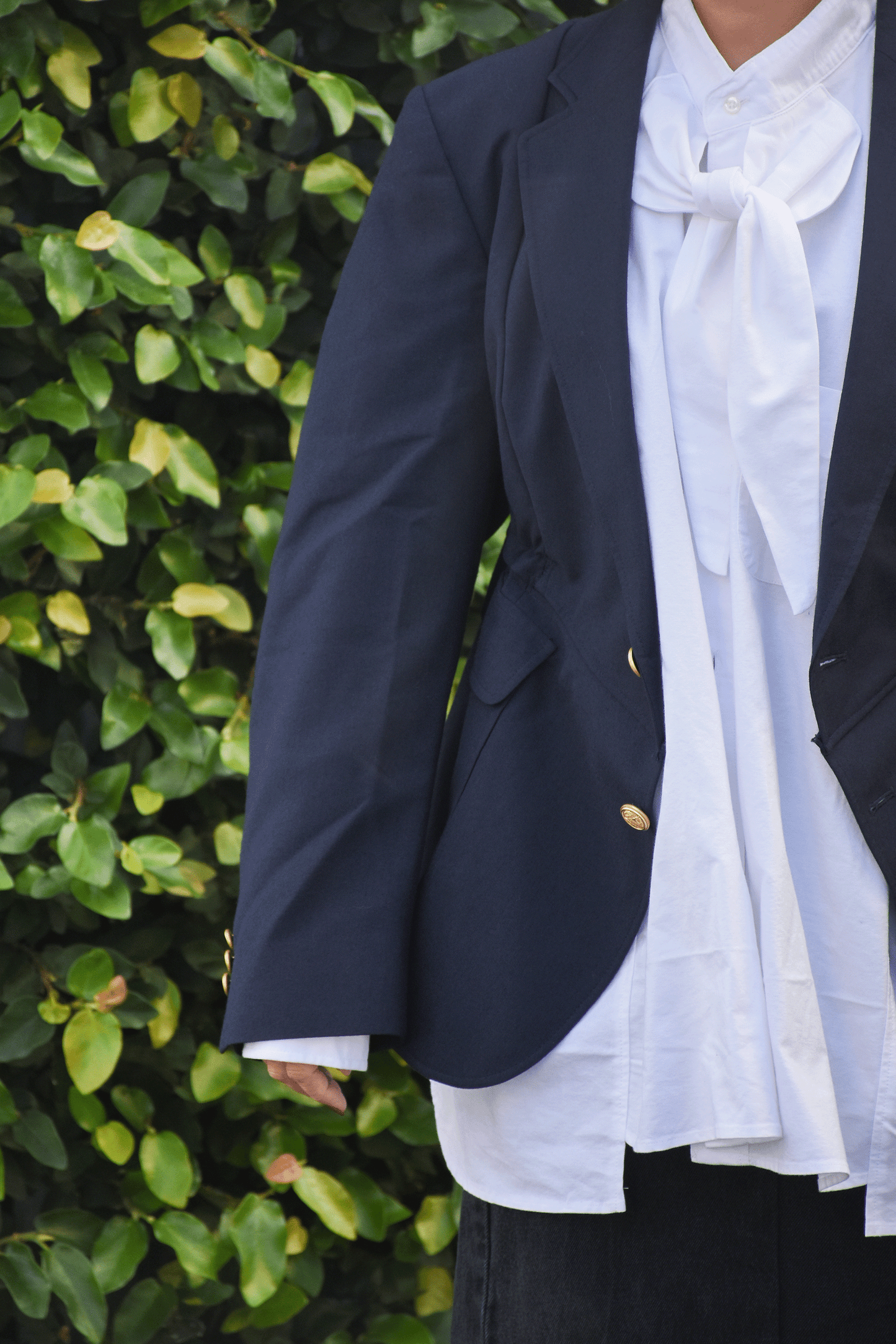 circa make v shape navy blazer jacket