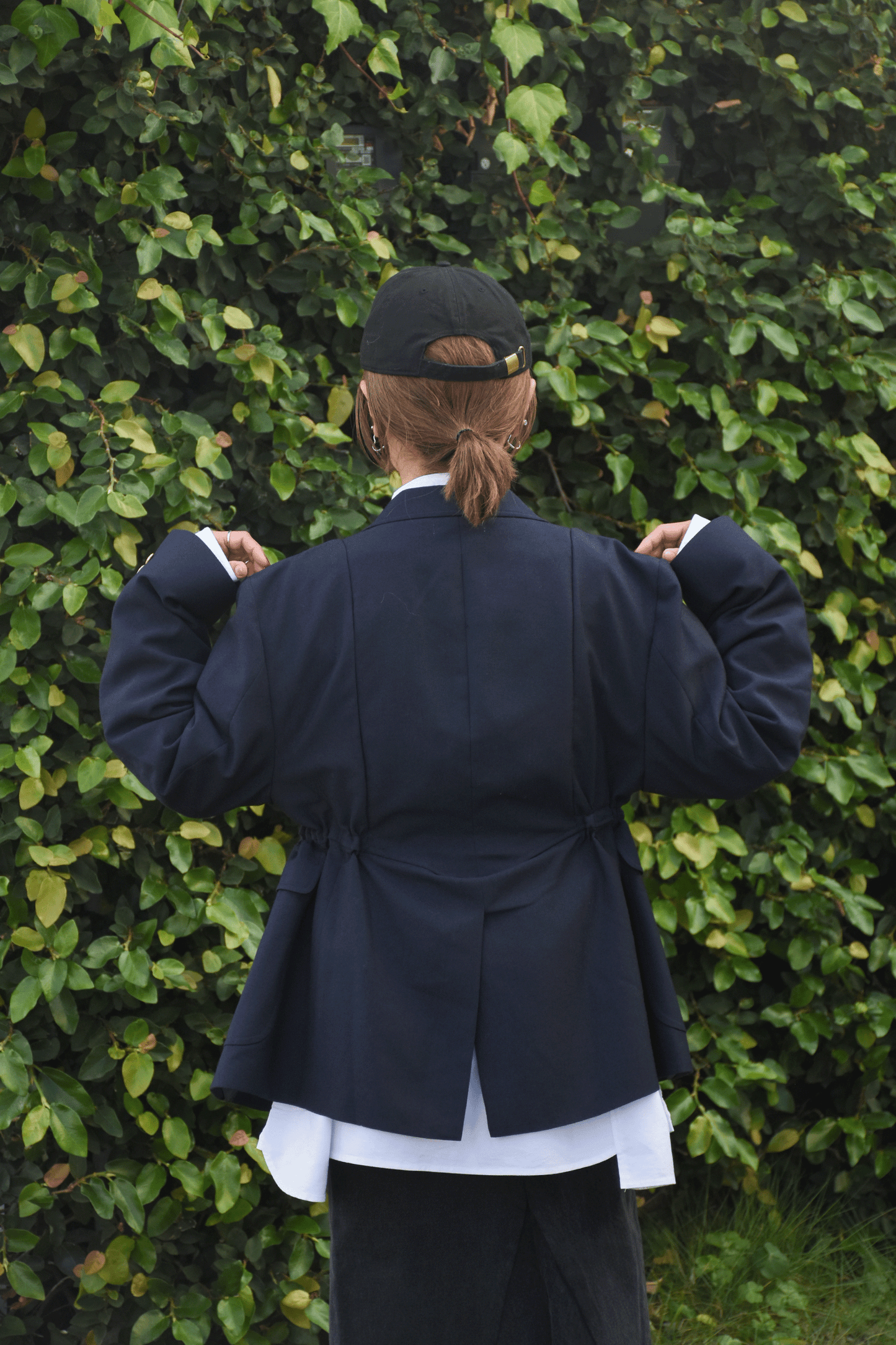 circa make v shape navy blazer jacket
