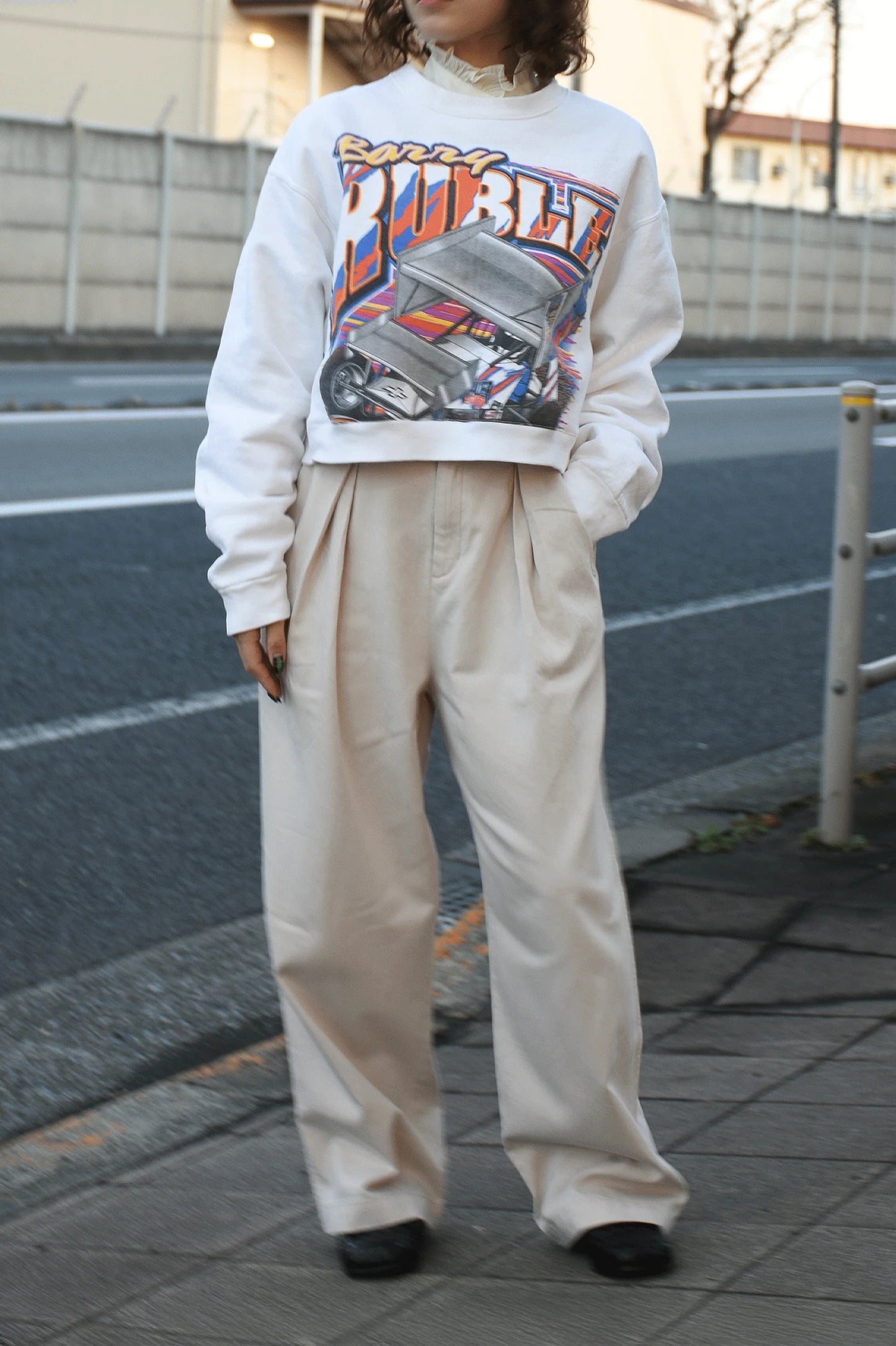 High-waisted washed pants